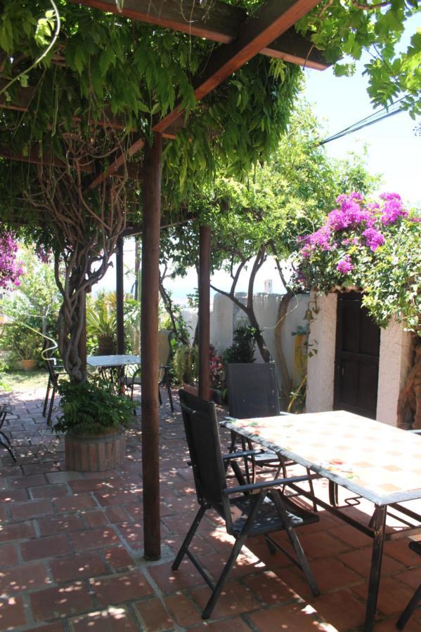 La Exotica Villa *